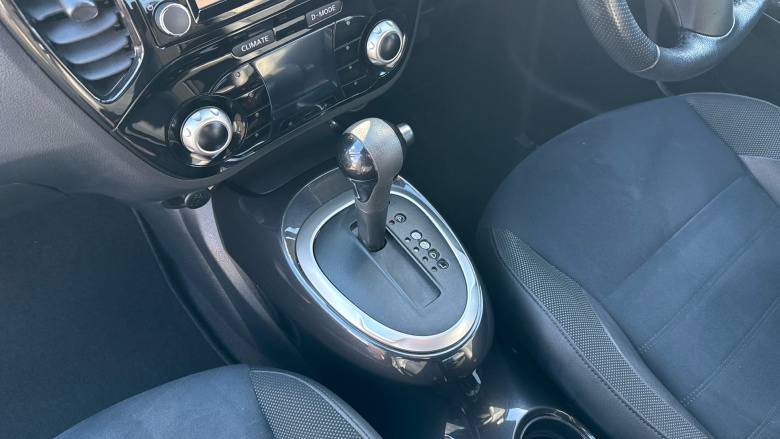 Nissan Juke 1.6 N-Connecta 5dr Xtronic Petrol Hatchback